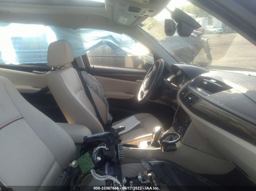 2013 BMW X1 XDRIVE28I WBAVL1C50DVR85562