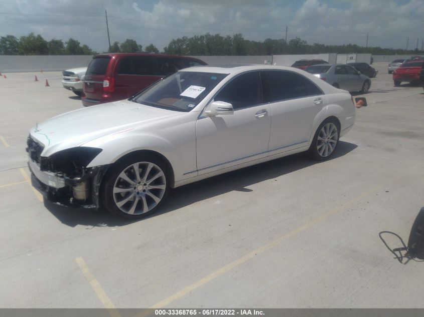 2013 MERCEDES-BENZ S-CLASS S 550 WDDNG7DB9DA505479