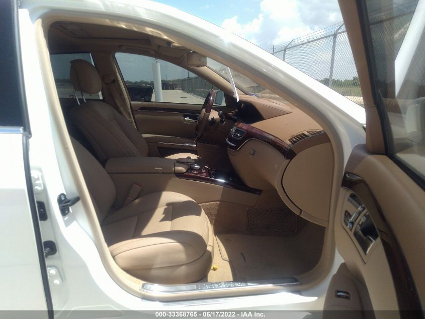 2013 MERCEDES-BENZ S-CLASS S 550 WDDNG7DB9DA505479