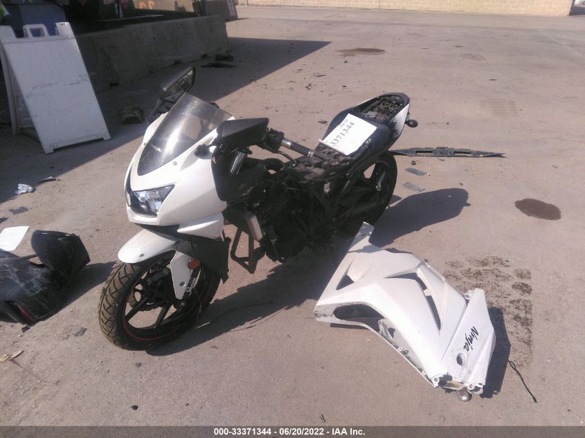 2011 KAWASAKI EX250 J JKAEXMJ13BDA90513