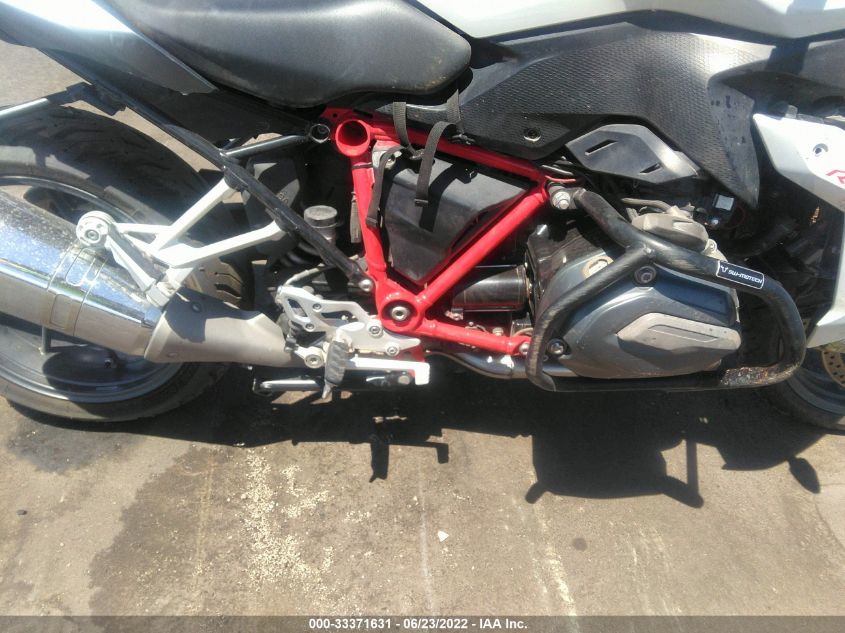 2018 BMW R1200 RS WB10A1507JZ379505