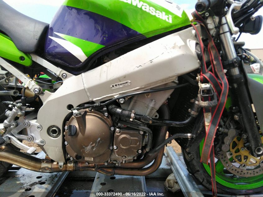 2000 KAWASAKI ZX900 E JKAZX2E10YA007286