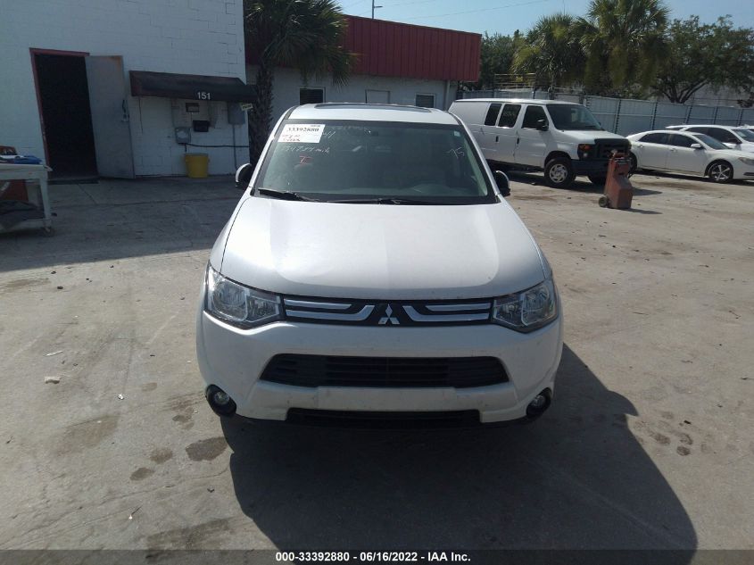 2014 MITSUBISHI OUTLANDER SE JA4AD3A38EZ001154