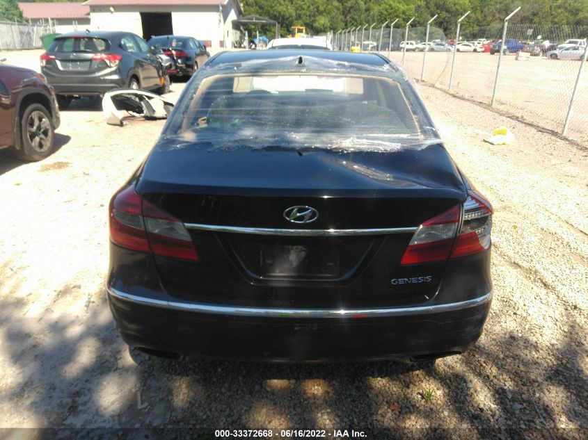 2013 HYUNDAI GENESIS 3.8L KMHGC4DD2DU212824