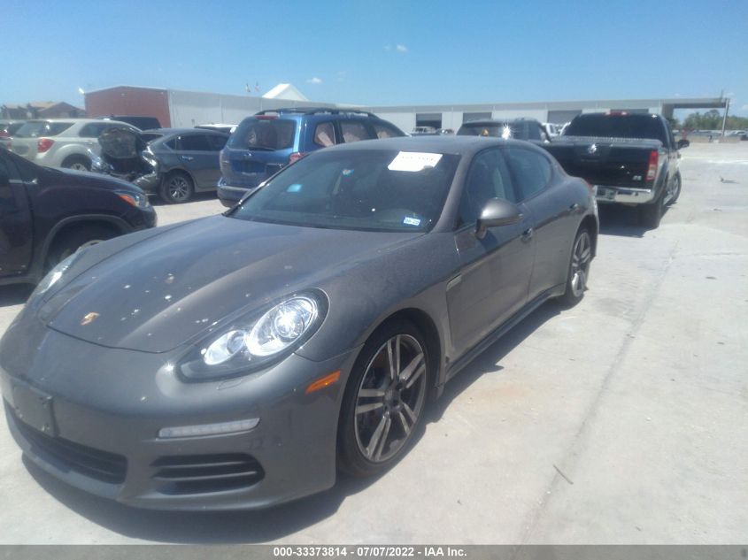 2015 PORSCHE PANAMERA WP0AA2A70FL007370