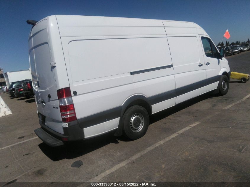 2018 MERCEDES-BENZ SPRINTER CARGO VAN WD3PE8CD8JP605402