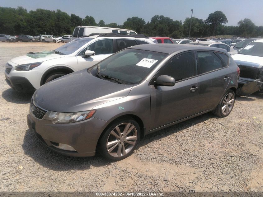 2013 KIA FORTE 5-DOOR SX KNAFW5A39D5668058