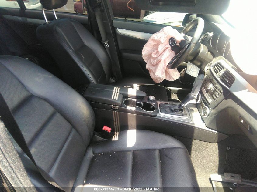 2014 MERCEDES-BENZ C-CLASS C 250 WDDGF4HB1EA955956