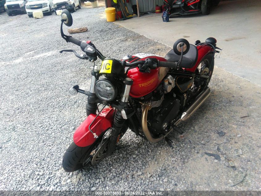 2022 TRIUMPH MOTORCYCLE BONNEVILLE BOBBER SMTD53HL1NTAX5450