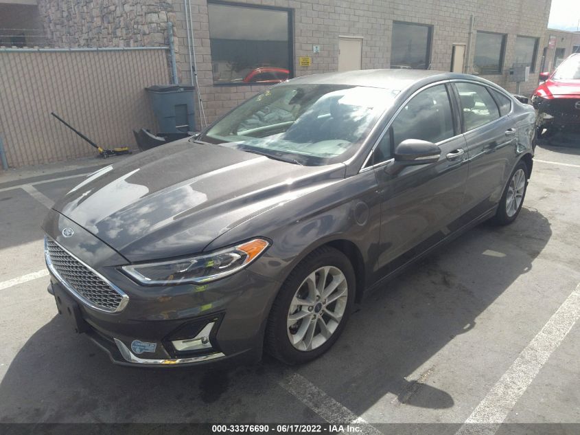 2020 FORD FUSION ENERGI TITANIUM 3FA6P0SU9LR264575