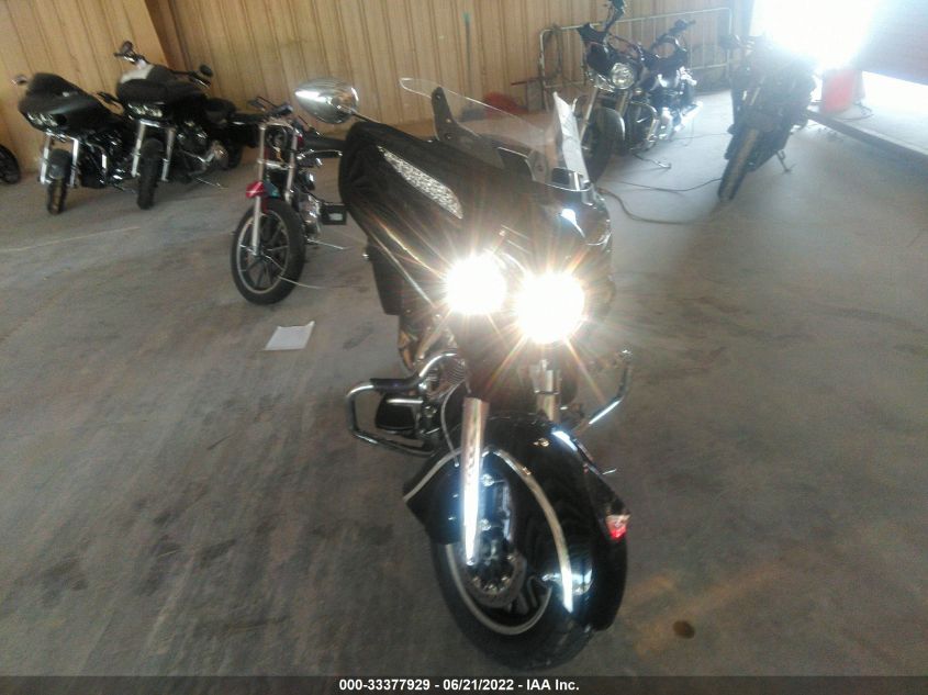 2016 INDIAN MOTORCYCLE CO. CHIEFTAIN 56KTCAAA9G3340798