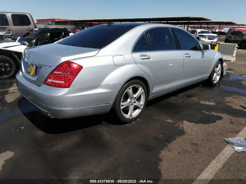 2013 MERCEDES-BENZ S-CLASS S 550 WDDNG7DB6DA526077
