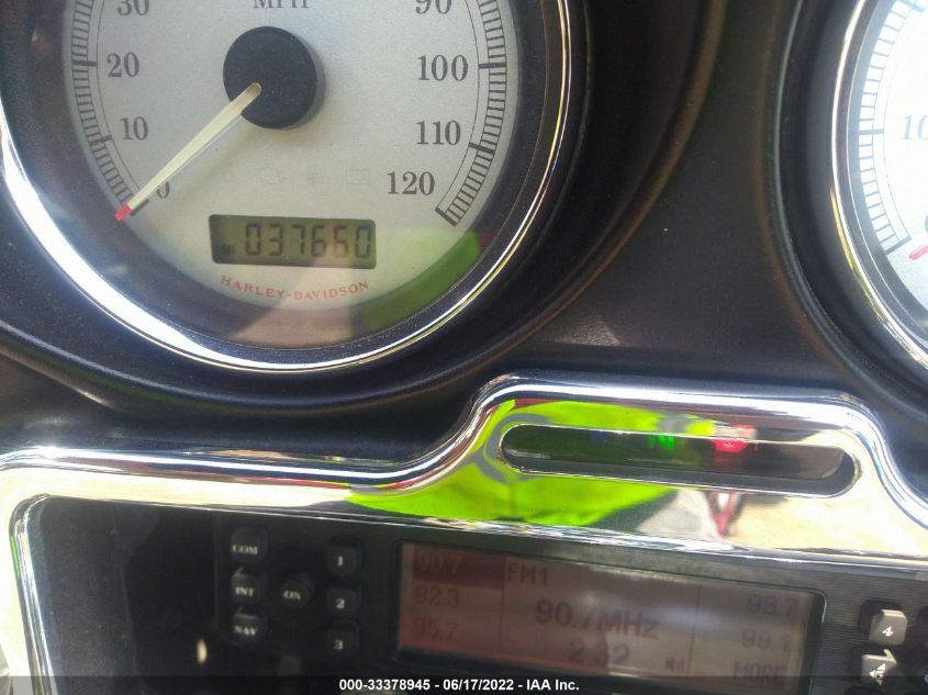 2009 HARLEY-DAVIDSON FLHX 1HD1KB4189Y688890