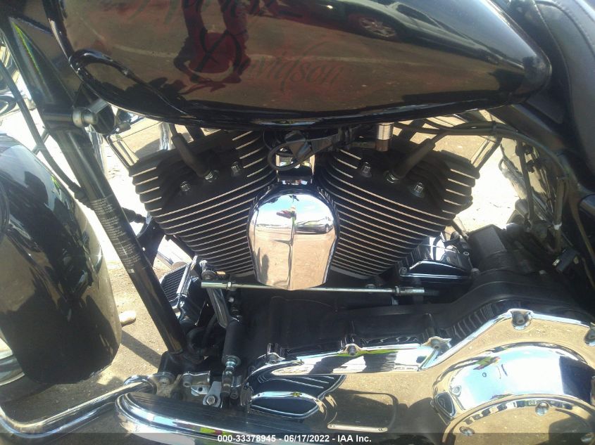 2009 HARLEY-DAVIDSON FLHX 1HD1KB4189Y688890