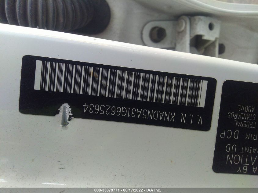 2016 KIA RIO EX KNADN5A31G6625634