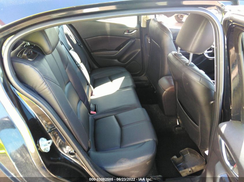 2018 MAZDA MAZDA3 5-DOOR TOURING 3MZBN1L37JM181695