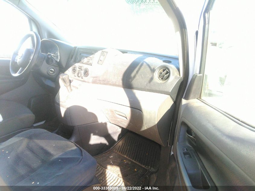 2015 NISSAN NV200 SV 3N6CM0KNXFK693880
