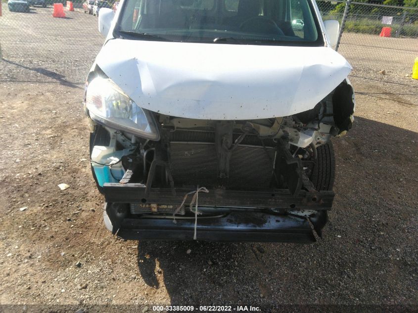 2015 NISSAN NV200 SV 3N6CM0KNXFK693880
