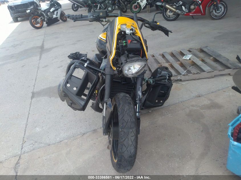2014 SUZUKI VZR1800 JS1VY53A0E2100900