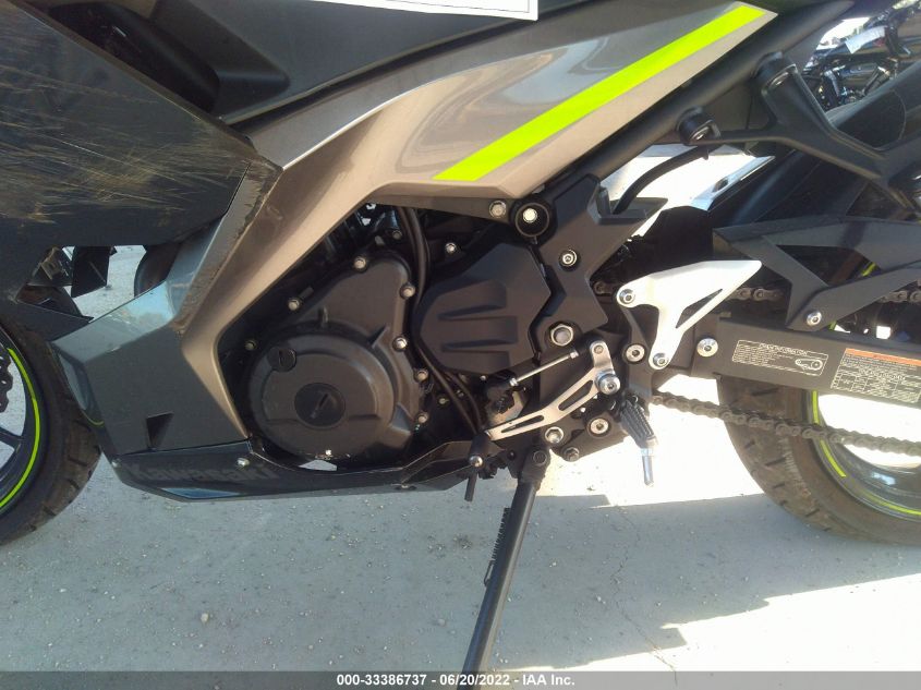 2021 KAWASAKI EX400 JKAEXKG15MDAB0025