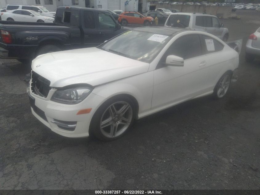 2013 MERCEDES-BENZ C-CLASS C 250 WDDGJ4HB8DG037454