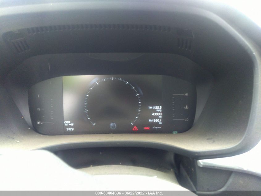 2019 VOLVO XC60 MOMENTUM LYV102RK2KB287853