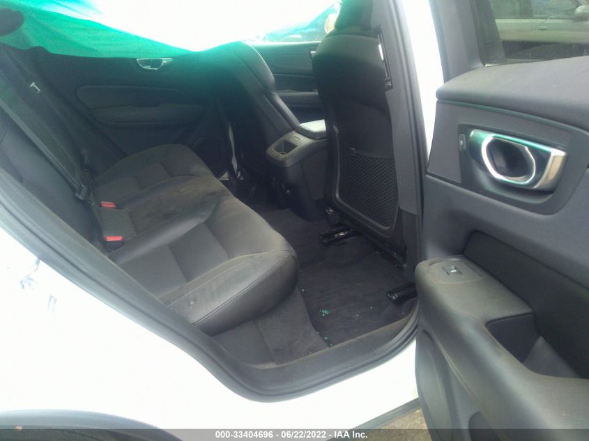 2019 VOLVO XC60 MOMENTUM LYV102RK2KB287853