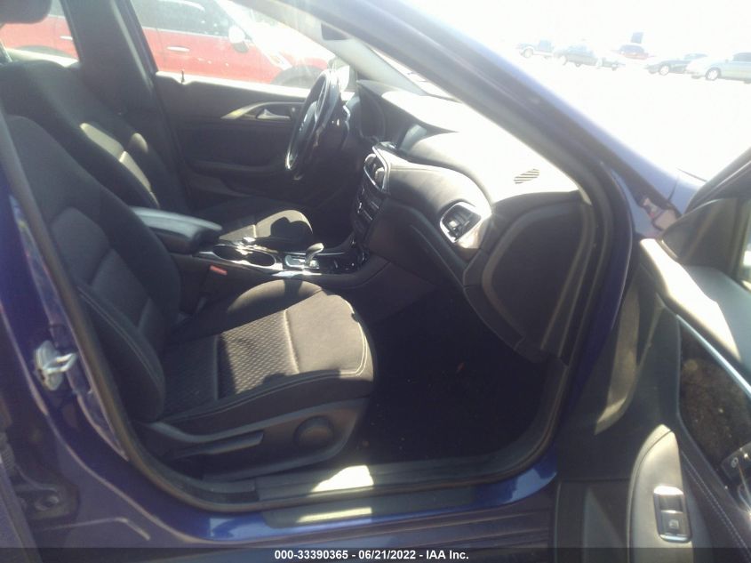 2017 INFINITI QX30 SJKCH5CP3HA015610