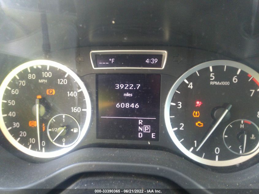 2017 INFINITI QX30 SJKCH5CP3HA015610