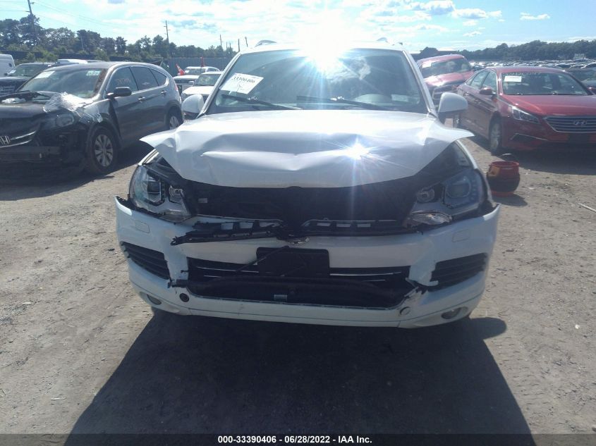 2014 VOLKSWAGEN TOUAREG LUX WVGEP9BP7ED013730