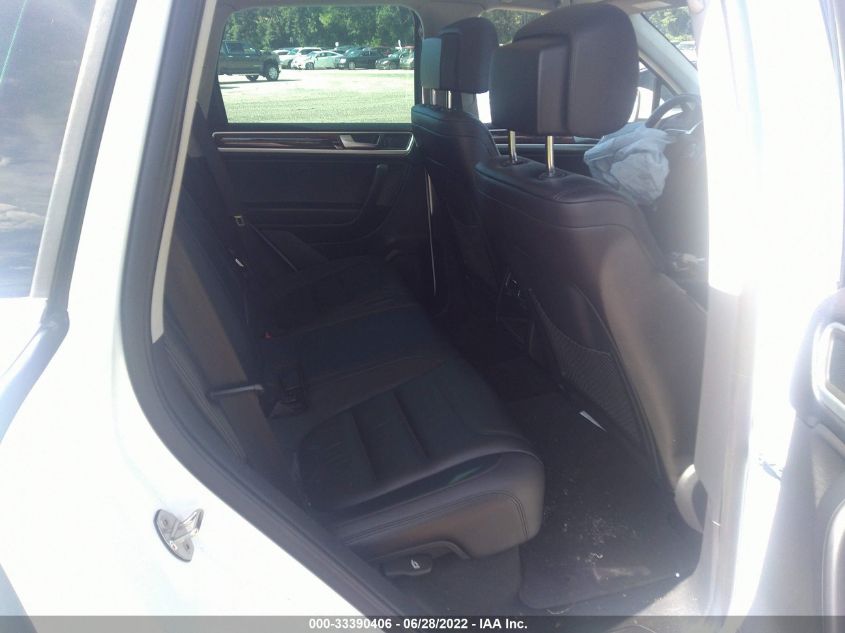 2014 VOLKSWAGEN TOUAREG LUX WVGEP9BP7ED013730