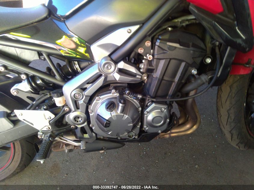 2018 KAWASAKI ZR900 JKAZR2B1XJA000107