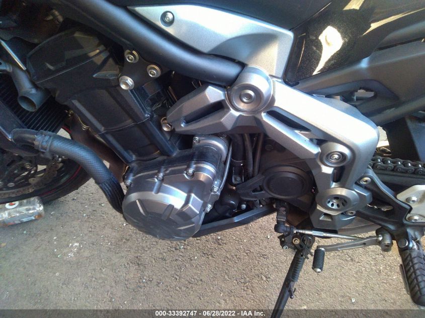 2018 KAWASAKI ZR900 JKAZR2B1XJA000107