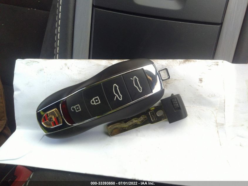 2021 PORSCHE 718 CAYMAN GT4 WP0AC2A81MK289072