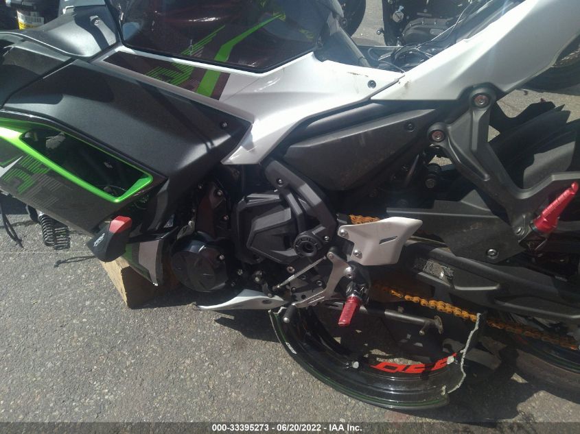 2022 KAWASAKI EX650 N ML5EXEN10NDA51558