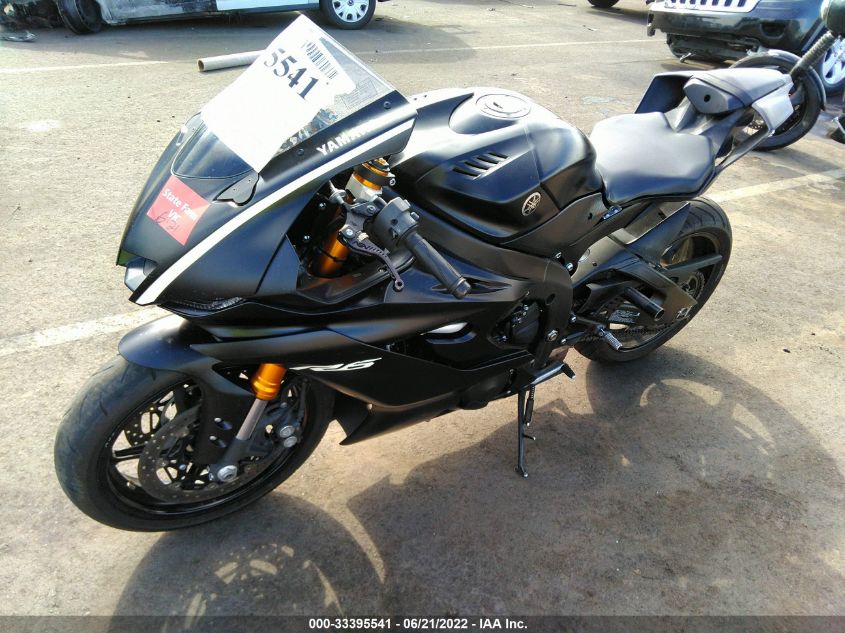 2017 YAMAHA YZFR6 JYARJ28EXHA002002