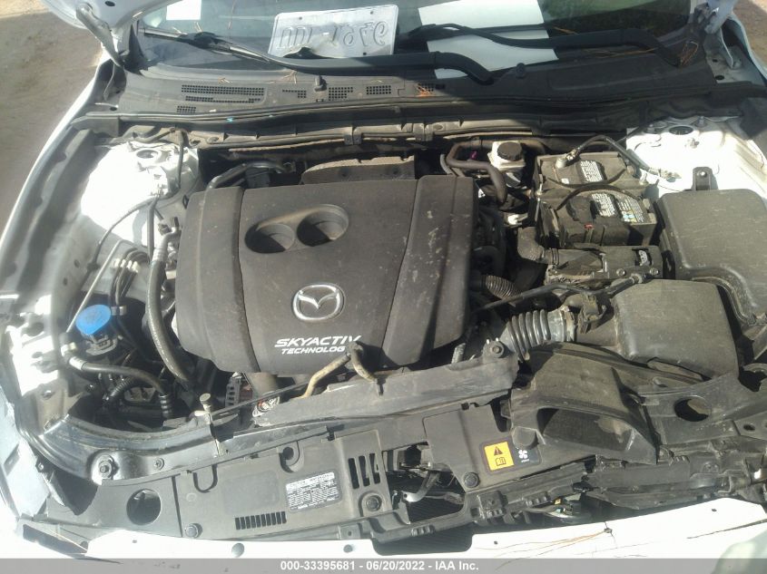 2018 MAZDA MAZDA3 4-DOOR SPORT 3MZBN1U74JM188105