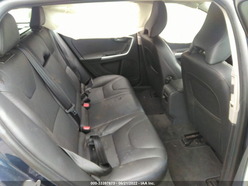 2015 VOLVO V60 T5 DRIVE-E PREMIER YV140MEK9F1217756