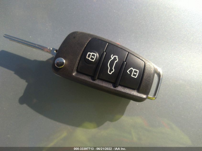 2013 AUDI A3 PREMIUM WAUBEAFM0DA007618