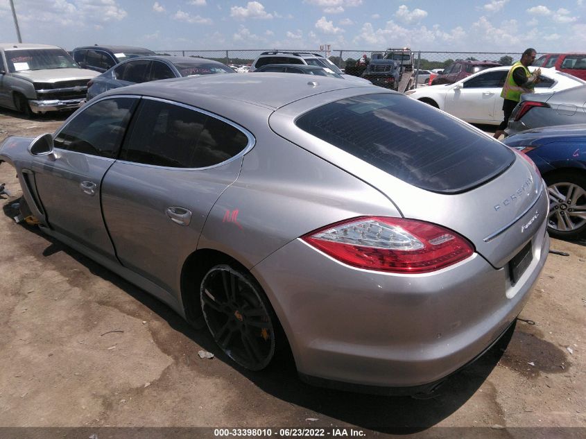 2013 PORSCHE PANAMERA S WP0AB2A7XDL060068
