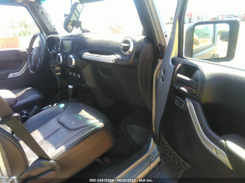 2013 JEEP WRANGLER UNLIMITED SAHARA 1C4BJWEG8DL579130