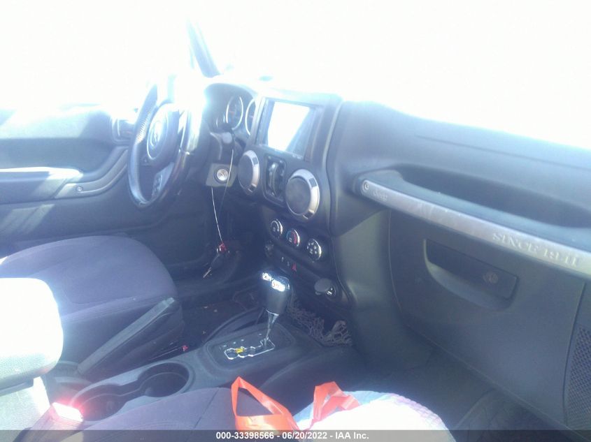 2013 JEEP WRANGLER UNLIMITED SPORT 1C4BJWDG4DL558440