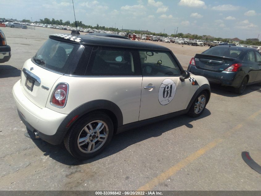 2013 MINI COOPER HARDTOP WMWSU3C58DT688689