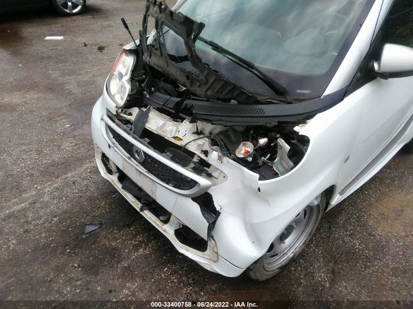 2015 SMART FORTWO PASSION/PURE WMEEJ3BA8FK808590