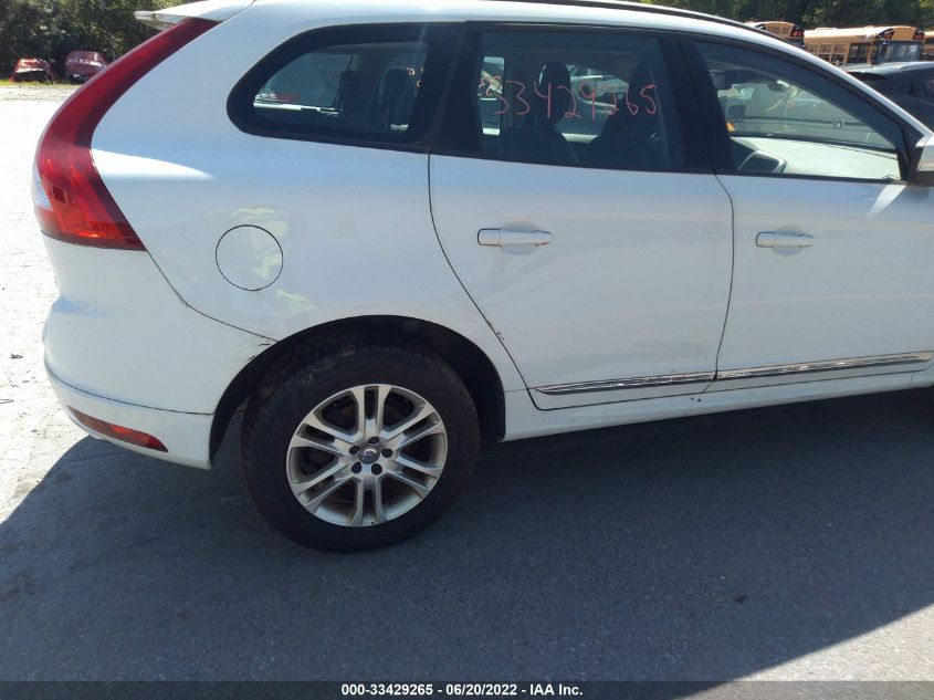 2016 VOLVO XC60 T5 YV4612RJ9G2835749