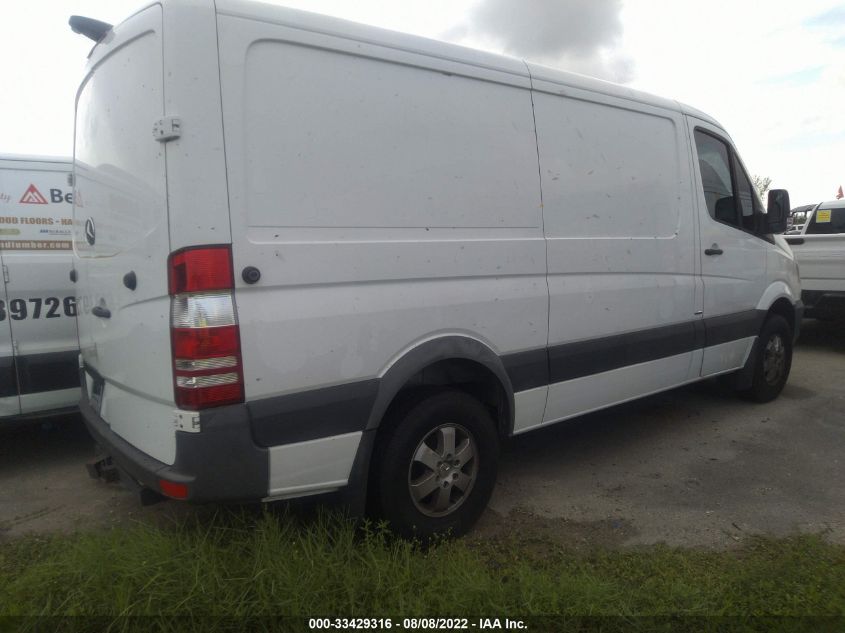 2015 MERCEDES-BENZ SPRINTER CARGO VANS WD3PE7DCXF5976273