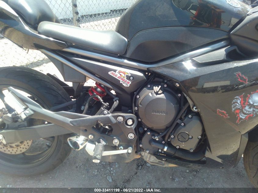 2011 YAMAHA FZ6 R JYARJ18E9BA006818
