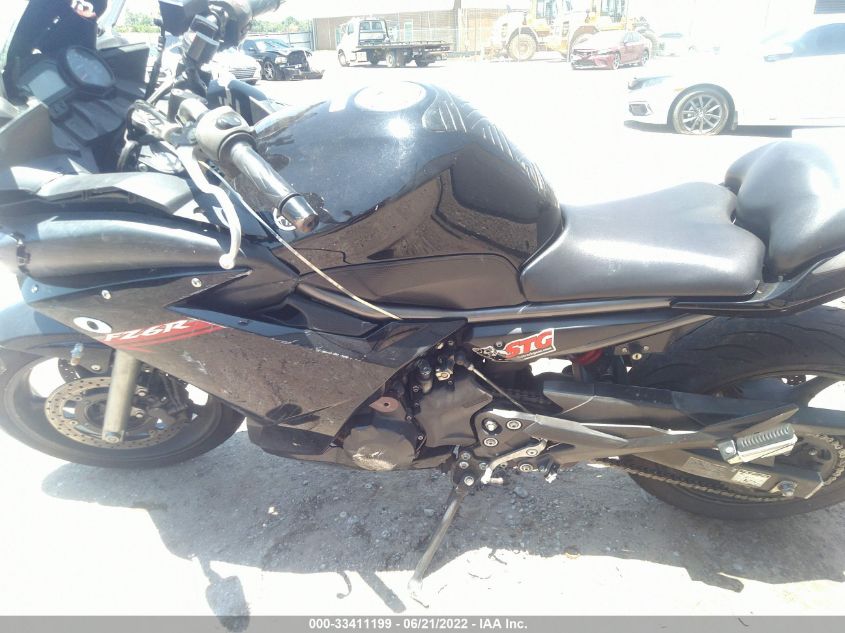 2011 YAMAHA FZ6 R JYARJ18E9BA006818