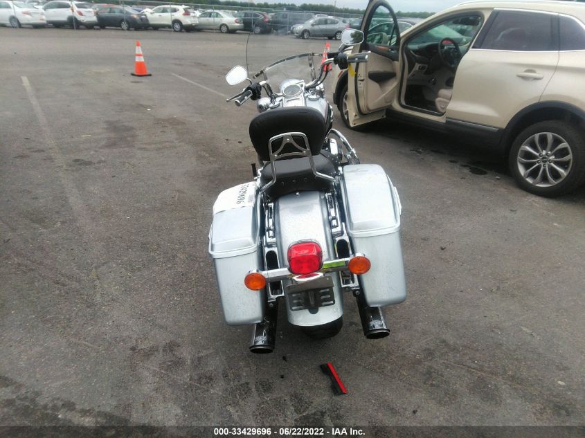 2015 HARLEY-DAVIDSON FLHR ROAD KING 1HD1FBM19FB649566