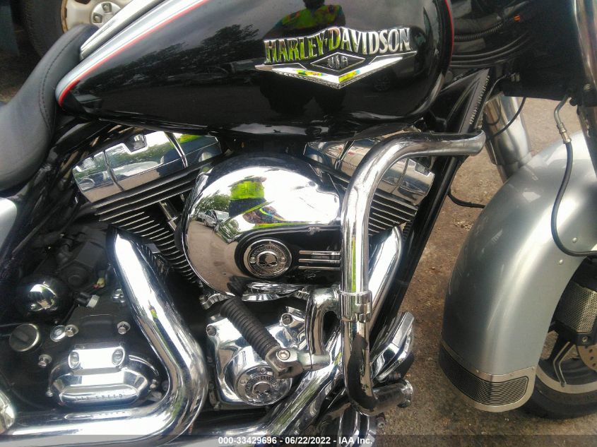 2015 HARLEY-DAVIDSON FLHR ROAD KING 1HD1FBM19FB649566
